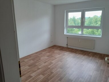Wohnung zur Miete 321 € 2 Zimmer 55,2 m² 2. Geschoss Niddaer Straße 15 Bad Kösen Naumburg (Saale) 06628