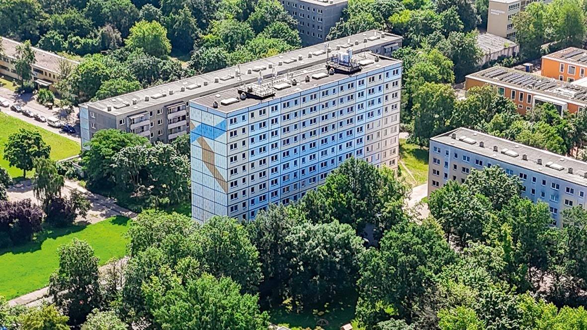 11-geschossiger Wohnblock mit 2 Eingängen und 85 Wohnungen