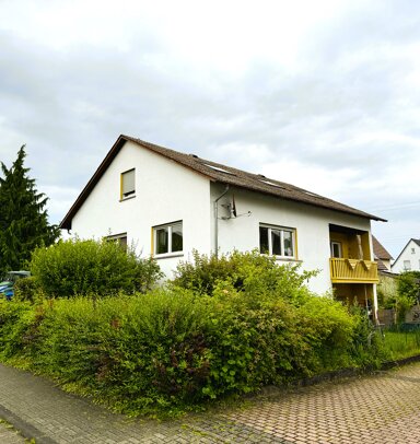 Mehrfamilienhaus zum Kauf als Kapitalanlage geeignet 498.000 € 10 Zimmer 242 m² 673 m² Grundstück Hermannstein Wetzlar 35586