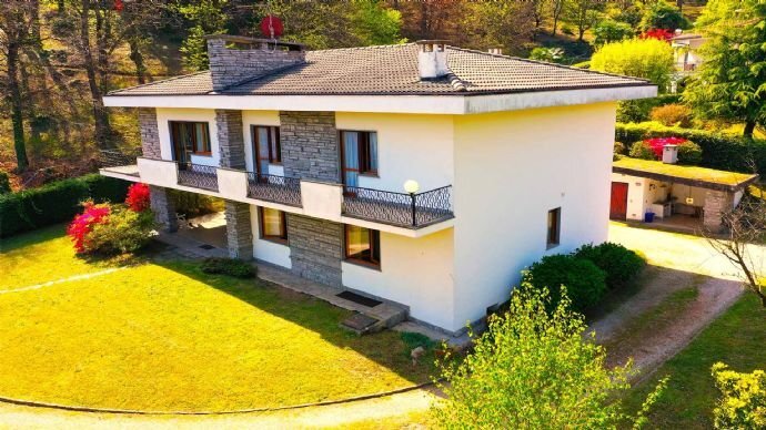 Einfamilienhaus zum Kauf 490.000 € 9 Zimmer 300 m²<br/>Wohnfläche 1.500 m²<br/>Grundstück Arona 