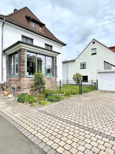 Einfamilienhaus zum Kauf 9 Zimmer 180 m² 2.000 m² Grundstück Heringen Heringen (Werra) 36266