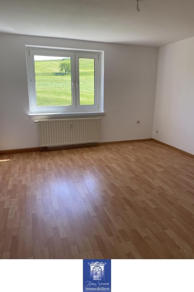 Wohnung zur Miete 240 € 2 Zimmer 48,7 m²<br/>Wohnfläche 01.12.2024<br/>Verfügbarkeit Grunau Niederstriegis 04741