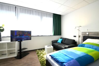 Wohnung zur Miete Wohnen auf Zeit 1.516 € 1 Zimmer 35 m² frei ab 10.06.2024 Kaiserstraße Ledermuseum Offenbach am Main 63065