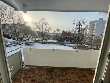 Wohnung zum Kauf provisionsfrei 168.000 € 4 Zimmer 90 m² frei ab sofort Suttnerstraße 22 Freiberg Stuttgart 70437