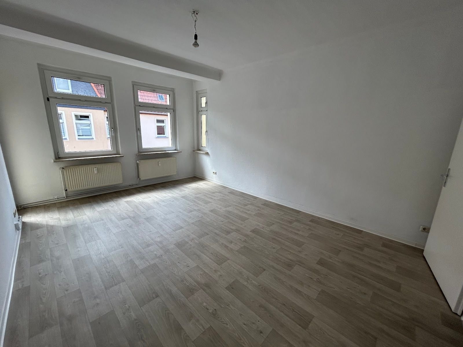 Wohnung zur Miete 412 € 3 Zimmer 71 m²<br/>Wohnfläche 2. Stock<br/>Geschoss Otto-Richter-Straße 13a Otto-Richter-Straße Magdeburg 39116