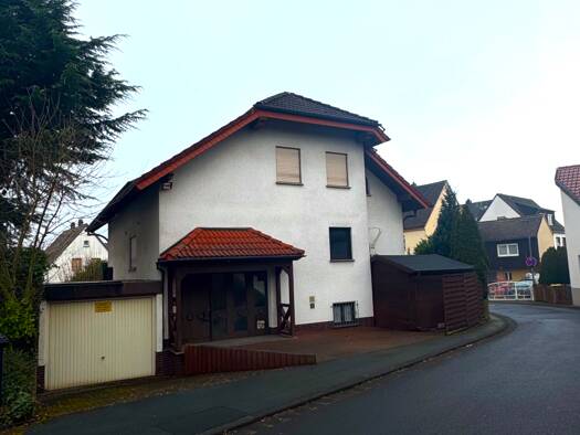 Einfamilienhaus zum Kauf provisionsfrei 549.000 € 7 Zimmer 198 m² 383 m² Grundstück frei ab sofort Dorlar Lahnau 35633