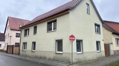 Einfamilienhaus zum Kauf provisionsfrei 90.000 € 6 Zimmer 136 m² 140 m² Grundstück Wendelsteiner Str.25 Roßleben Roßleben-Wiehe 06571