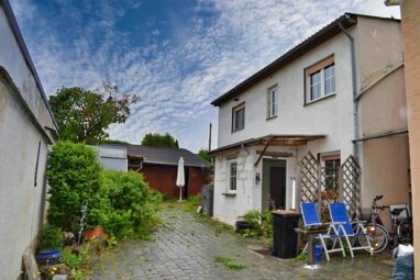 Mehrfamilienhaus zum Kauf 298.000 € 7 Zimmer 200 m² 405 m² Grundstück Gelsdorf Grafschaft 53501