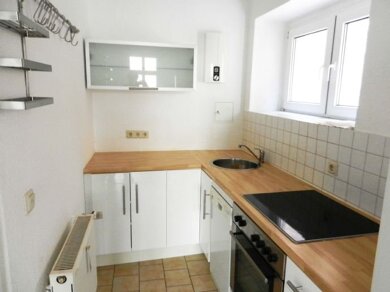 Wohnung zur Miete 280 € 2 Zimmer 64 m² EG frei ab sofort Neustädter Str. 10 Welsleben Bördeland 39221