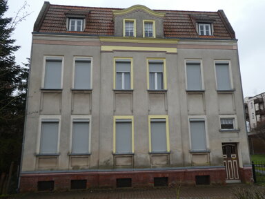 Haus zum Kauf 235.000 € 8 Zimmer 200 m² 840 m² Grundstück frei ab sofort Gartenstraße 36 Pasewalk Pasewalk 17309