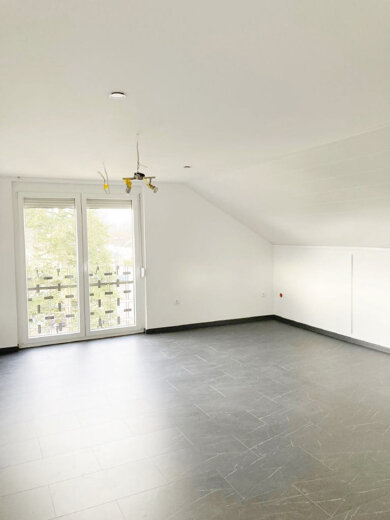 Wohnung zur Miete 700 € 3 Zimmer 74 m² Creußen Creußen 95473