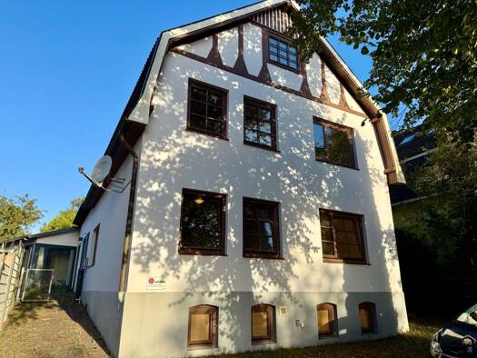 Einfamilienhaus zum Kauf 445.000 € 10 Zimmer 211 m² 1.401 m² Grundstück Bad Oldesloe 23843