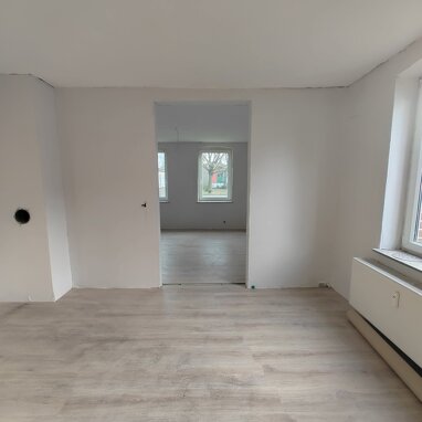 Mehrfamilienhaus zum Kauf 305.000 € 9 Zimmer 320 m² 2.975 m² Grundstück Wieren Wrestedt 29559