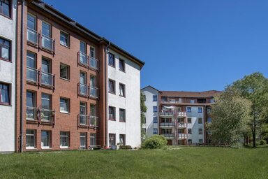 Wohnung zur Miete 639 € 3 Zimmer 91,6 m² EG frei ab 15.02.2025 Friedrich-List-Straße 18 Ost Hameln 31789