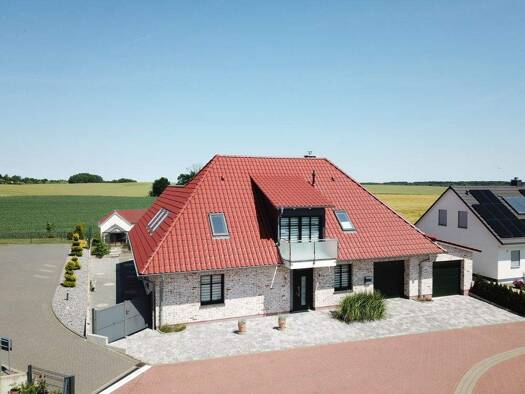 Einfamilienhaus zum Kauf 685.000 € 6 Zimmer 297 m² 825 m² Grundstück Sietow 17209