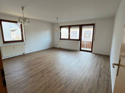 Wohnung zur Miete 950 € 2 Zimmer 67 m² Geschoss 1/3 frei ab sofort Wendlingen Wendlingen am Neckar 73240