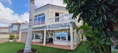 Villa zum Kauf 1.600.000 € 10 Zimmer 350 m² 500 m² Grundstück Costa Adeje 38670