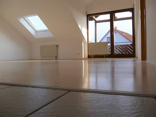 Maisonette zur Miete 950 € 3,5 Zimmer 88 m² Geschoss 2/3 frei ab 01.03.2026 Nehren 72147