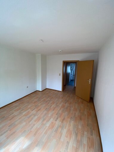 Wohnung zur Miete 366 € 3 Zimmer 59 m² Erdgeschoss Karl-Marx-Straße 2 Elxleben 99189