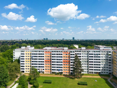 Wohnung zum Kauf 235.000 € 1 Zimmer 40,1 m² 8. Geschoss Neuperlach München 81735