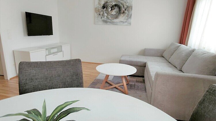 Wohnung zur Miete Wohnen auf Zeit 1.500 € 2 Zimmer 55 m²<br/>Wohnfläche ab sofort<br/>Verfügbarkeit Wien 1220