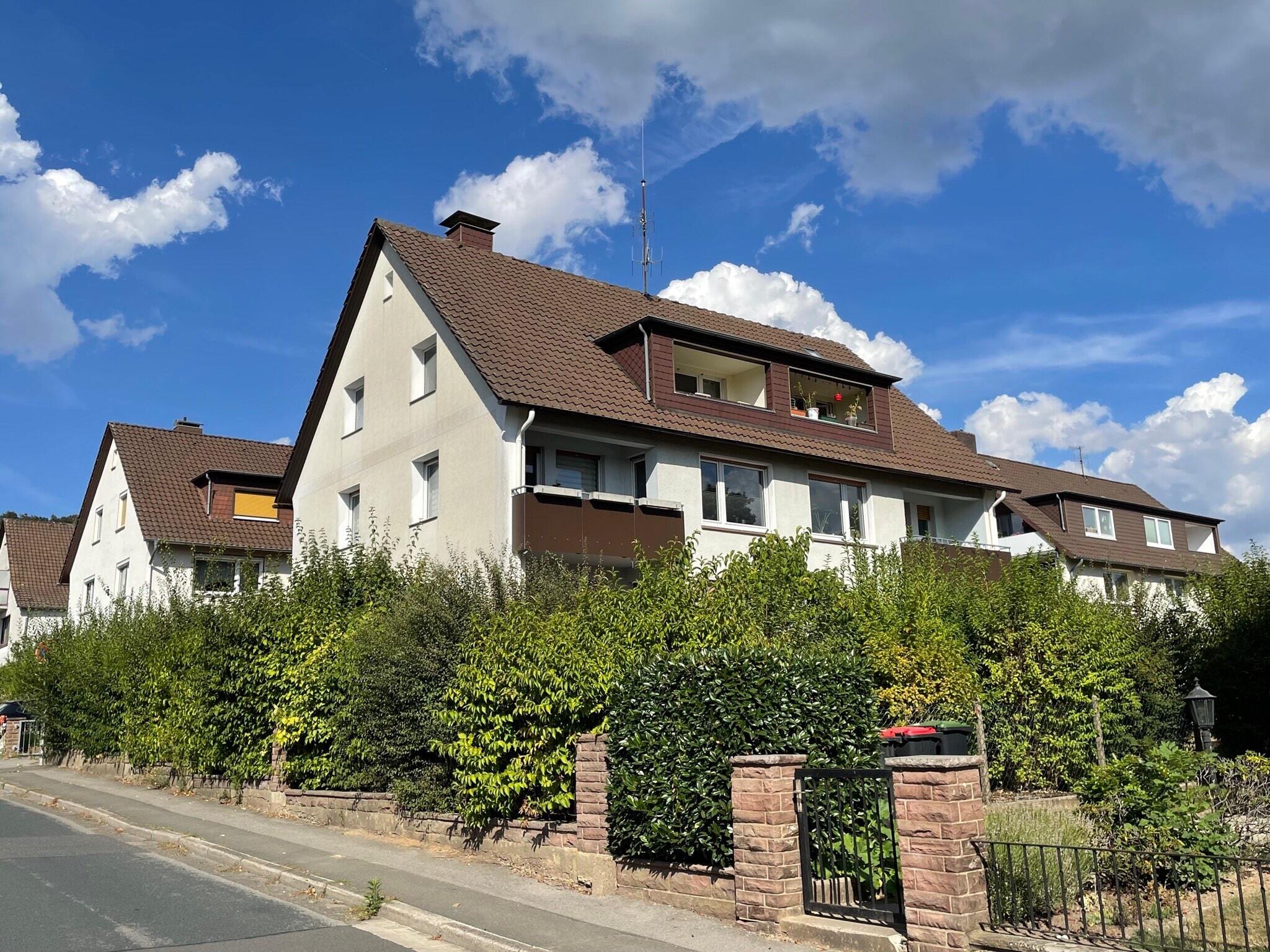 Mehrfamilienhaus zum Kauf als Kapitalanlage geeignet 532.000 € 15 Zimmer 385 m²<br/>Wohnfläche 709 m²<br/>Grundstück Bad Pyrmont Bad Pyrmont 31812