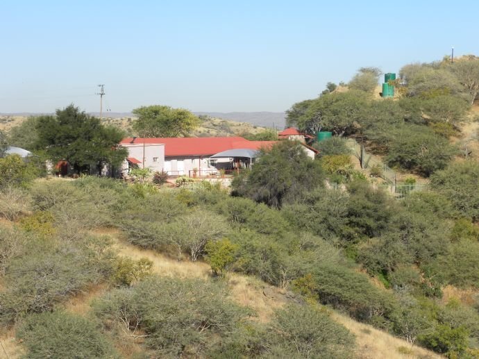 Einfamilienhaus zum Kauf 175.000 € 9 Zimmer 445 m² 265.000 m² Grundstück Windhoek - Khomas