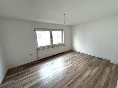 Wohnung zur Miete 500 € 2 Zimmer 50 m² 1. Geschoss frei ab sofort Lilienthaler Straße 5-7 Findorff - Bürgerweide Bremen 28215