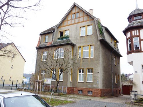 Mehrfamilienhaus zum Kauf 326.000 € 350 m²<br/>Wohnfläche 894 m²<br/>Grundstück Ab sofort<br/>Verfügbarkeit Merseburg Merseburg 06217