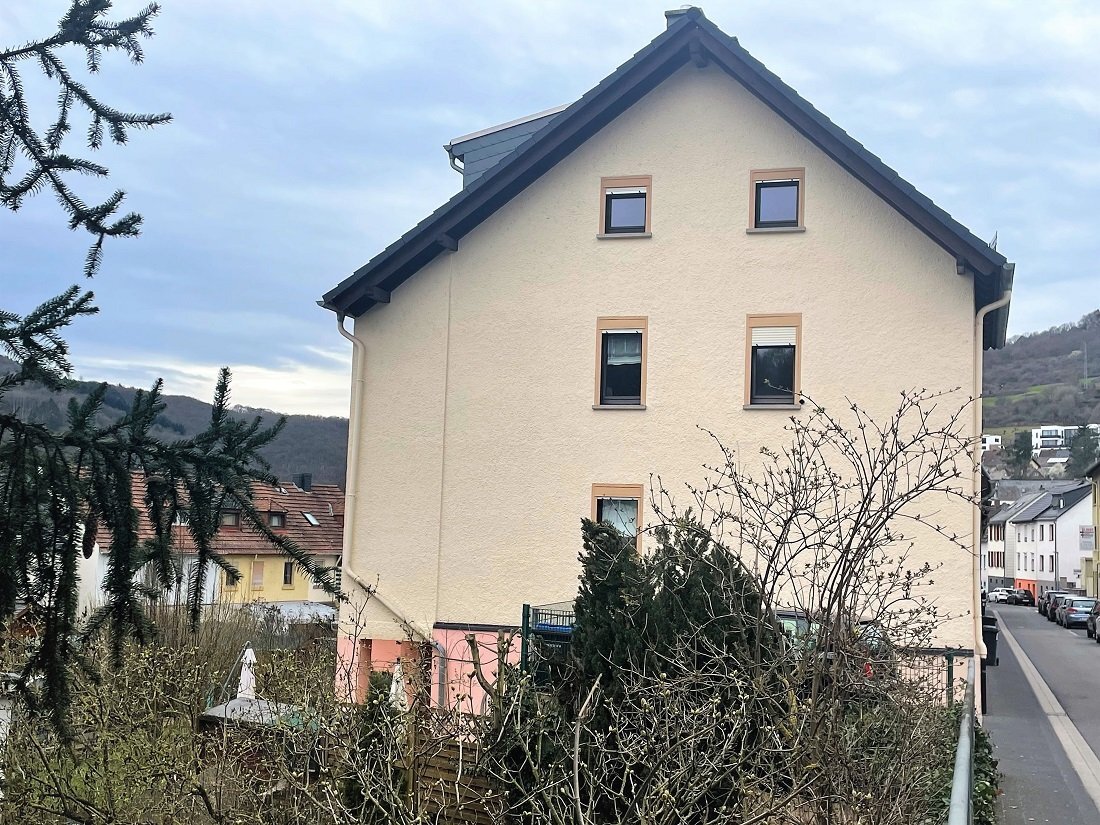 Einfamilienhaus zum Kauf 199.500 € 6 Zimmer 143 m²<br/>Wohnfläche 221 m²<br/>Grundstück Kirn 55606