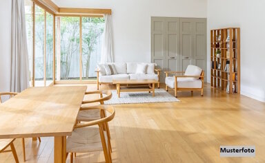 Haus zum Kauf 120.000 € 1 Zimmer 42 m² 738 m² Grundstück Hakenfelde Berlin 13587