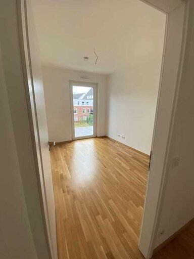 Wohnung zur Miete 700 € 3 Zimmer 89 m² frei ab sofort Linderfeldstraße 14 42579 Mettmann Stadtkern - Süd / Nonnenbruch Heiligenhaus 42579