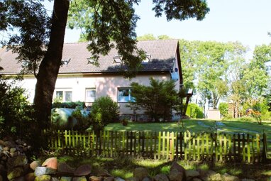 Doppelhaushälfte zum Kauf 200.000 € 5 Zimmer 135 m² 1.975 m² Grundstück Groß Polzin Groß Polzin 17390