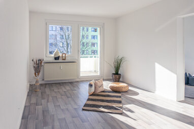 Wohnung zur Miete 440 € 4 Zimmer 69,3 m² 4. Geschoss L.-Ebersberger-Str. 45 Hettenhausen Chemnitz 09127