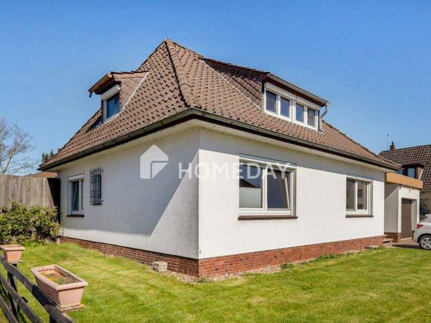 Einfamilienhaus zum Kauf 189.000 € 7 Zimmer 183,4 m² 633 m² Grundstück Brake Brake (Unterweser) 26919