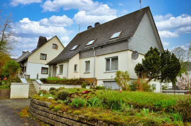 Einfamilienhaus zum Kauf 129.500 € 7 Zimmer 142,8 m² 965 m² Grundstück Lindenberg Freudenberg 57258