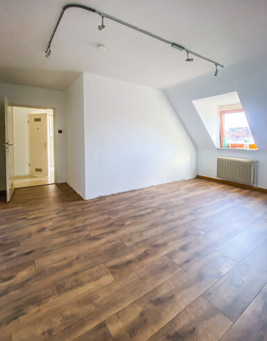 Wohnung zur Miete 680 € 3 Zimmer 57 m² 4. Geschoss frei ab 01.12.2024 Rückertstraße Sanderau Würzburg 97072