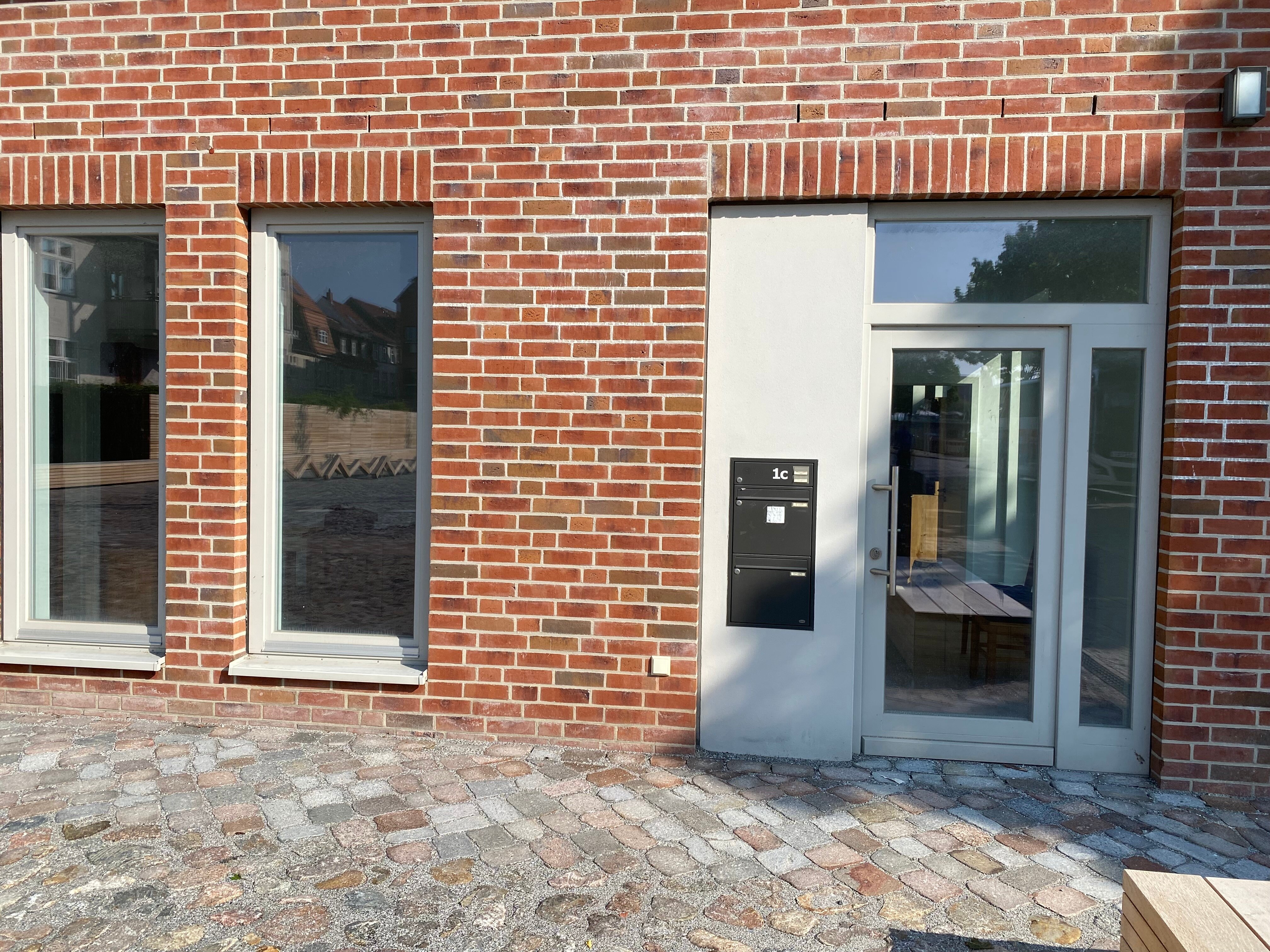 Büro-/Praxisfläche zur Miete provisionsfrei 18 € 1 Zimmer 106 m²<br/>Bürofläche Am Fischmarkt 1C Altstadt Stralsund 18439