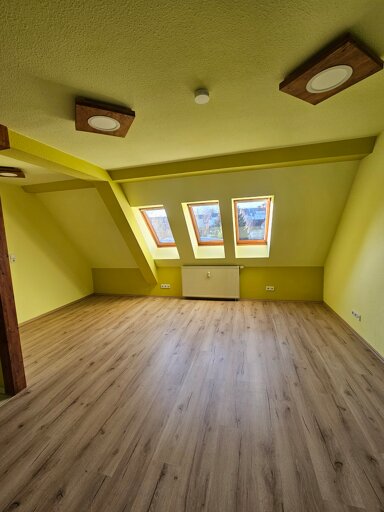 Wohnung zur Miete 240 € 2 Zimmer 48 m² frei ab sofort Hartha Hartha 04746