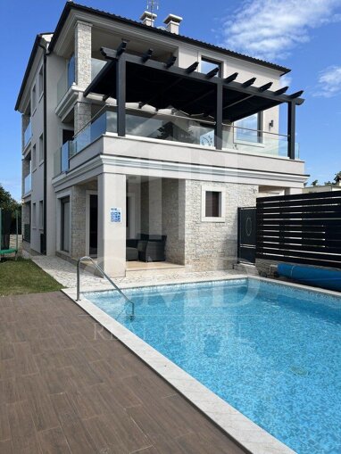 Haus zum Kauf 1.350.000 € 9 Zimmer 380 m² Fazana center