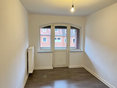 Wohnung zur Miete 549 € 3 Zimmer 55 m² 1. Geschoss Hertzstr. 38 Neumühlen - Dietrichsdorf Bezirk 2 Kiel 24149