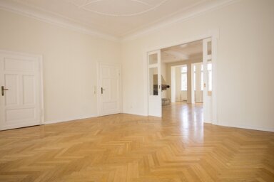 Einfamilienhaus zur Miete 2.750 € 8,5 Zimmer 320 m² 650 m² Grundstück frei ab 01.03.2025 Südstadt Weimar 99425