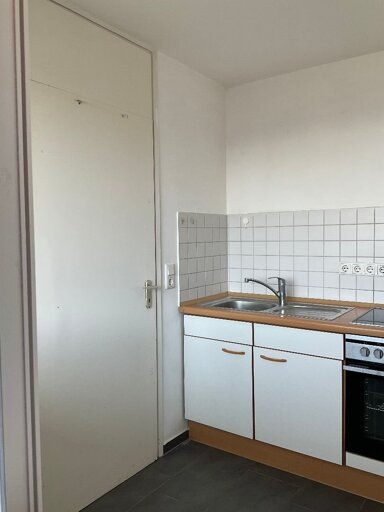 Wohnung zur Miete 419 € 1 Zimmer 35 m² 8. Geschoss frei ab 01.03.2025 Bessemerstr. 51 Schafhof Nürnberg 90411