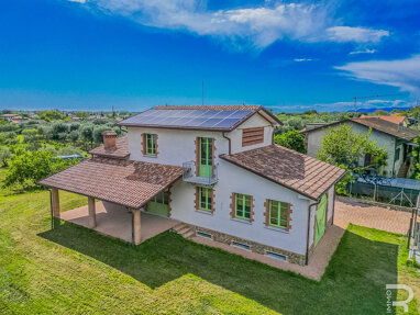 Villa zum Kauf 900.000 € 4 Zimmer 250 m² 3.000 m² Grundstück Pietrasanta