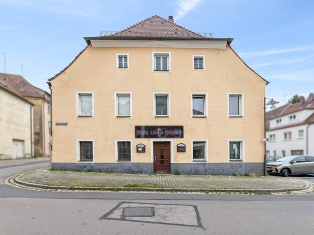 Mehrfamilienhaus zum Kauf 249.000 € 10 Zimmer 187,8 m² 253 m² Grundstück Sulzbach-Rosenberg 92237