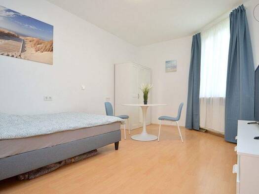 WG-Zimmer zur Miete Wohnen auf Zeit 610 € 15 m² EG frei ab sofort St Johannis Nürnberg 90419