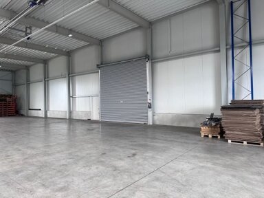 Lagerhalle zur Miete 3.600 € 600 m² Lagerfläche Obertraubling Obertraubling 93083