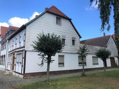 Haus zur Miete 300 € 7 Zimmer 97 m² 230 m² Grundstück Bismark Bismark (Altmark) 39629