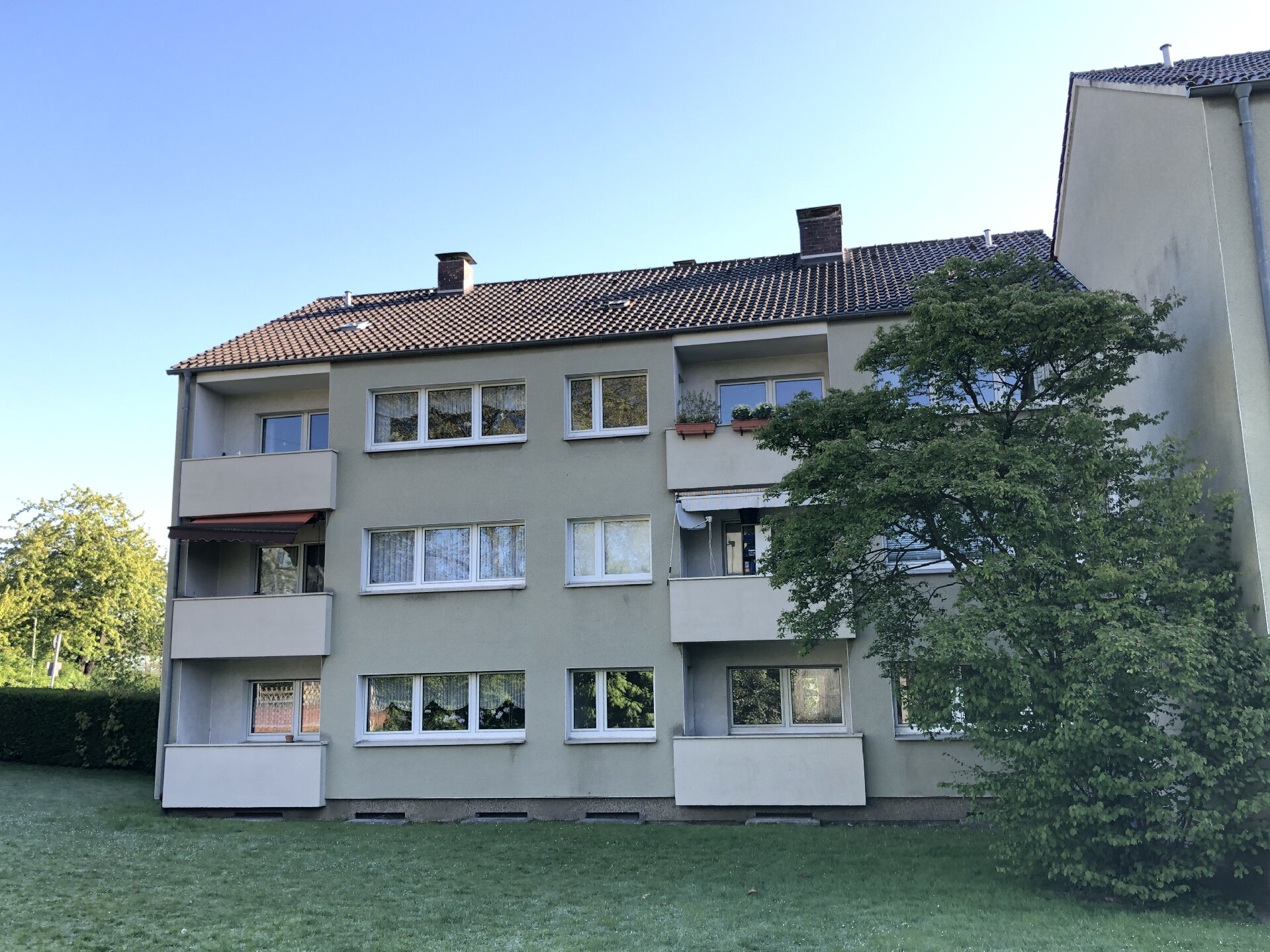 Wohnung zur Miete 590 € 4 Zimmer 89 m²<br/>Wohnfläche Erdgeschoss<br/>Geschoss Ab sofort<br/>Verfügbarkeit Steinhausstr. 28 Kabel / Bathey Hagen 58099
