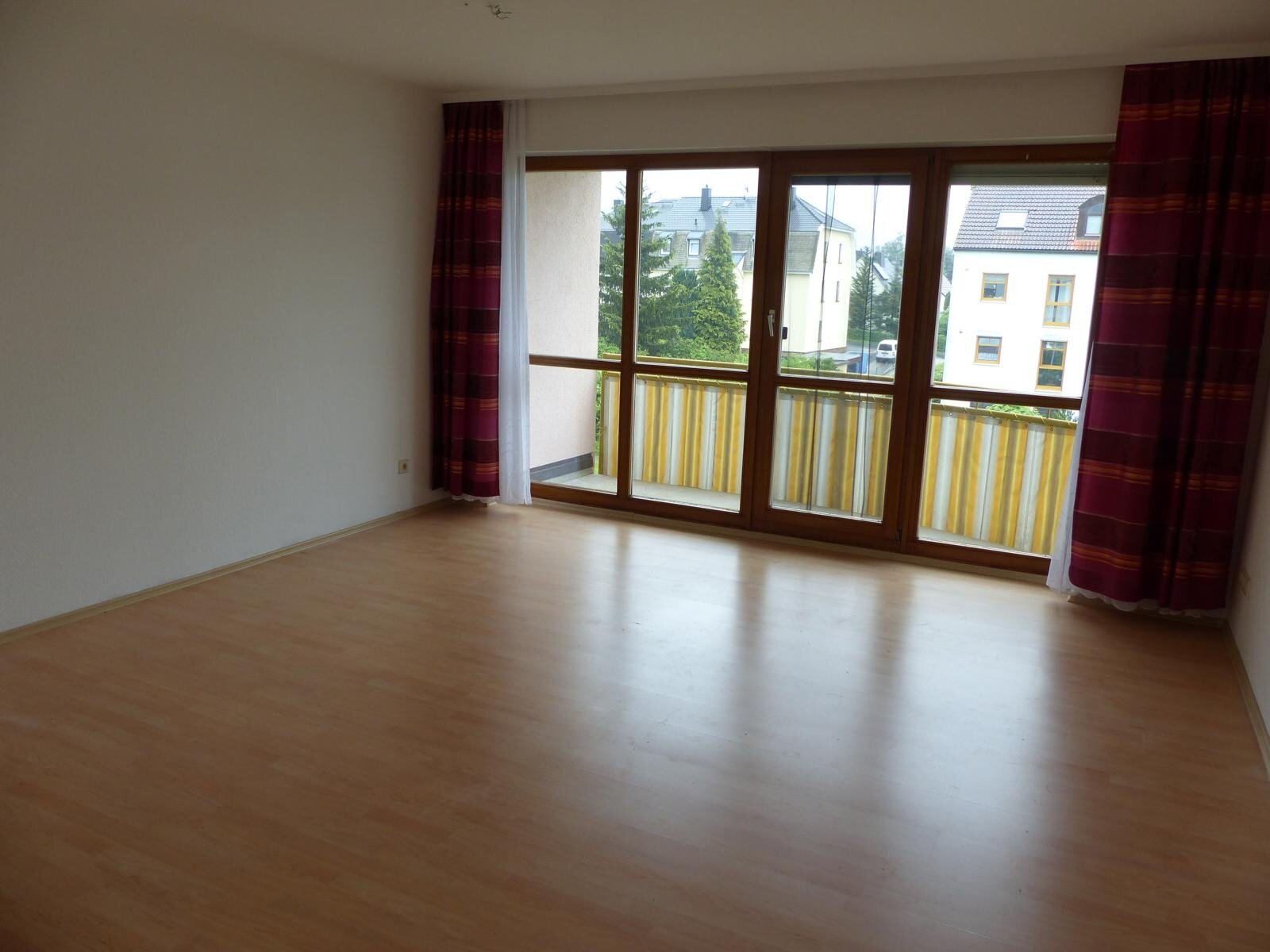 Wohnung zum Kauf 59.000 € 2 Zimmer 52,5 m²<br/>Wohnfläche 3. Stock<br/>Geschoss Waldheim Waldheim 04736